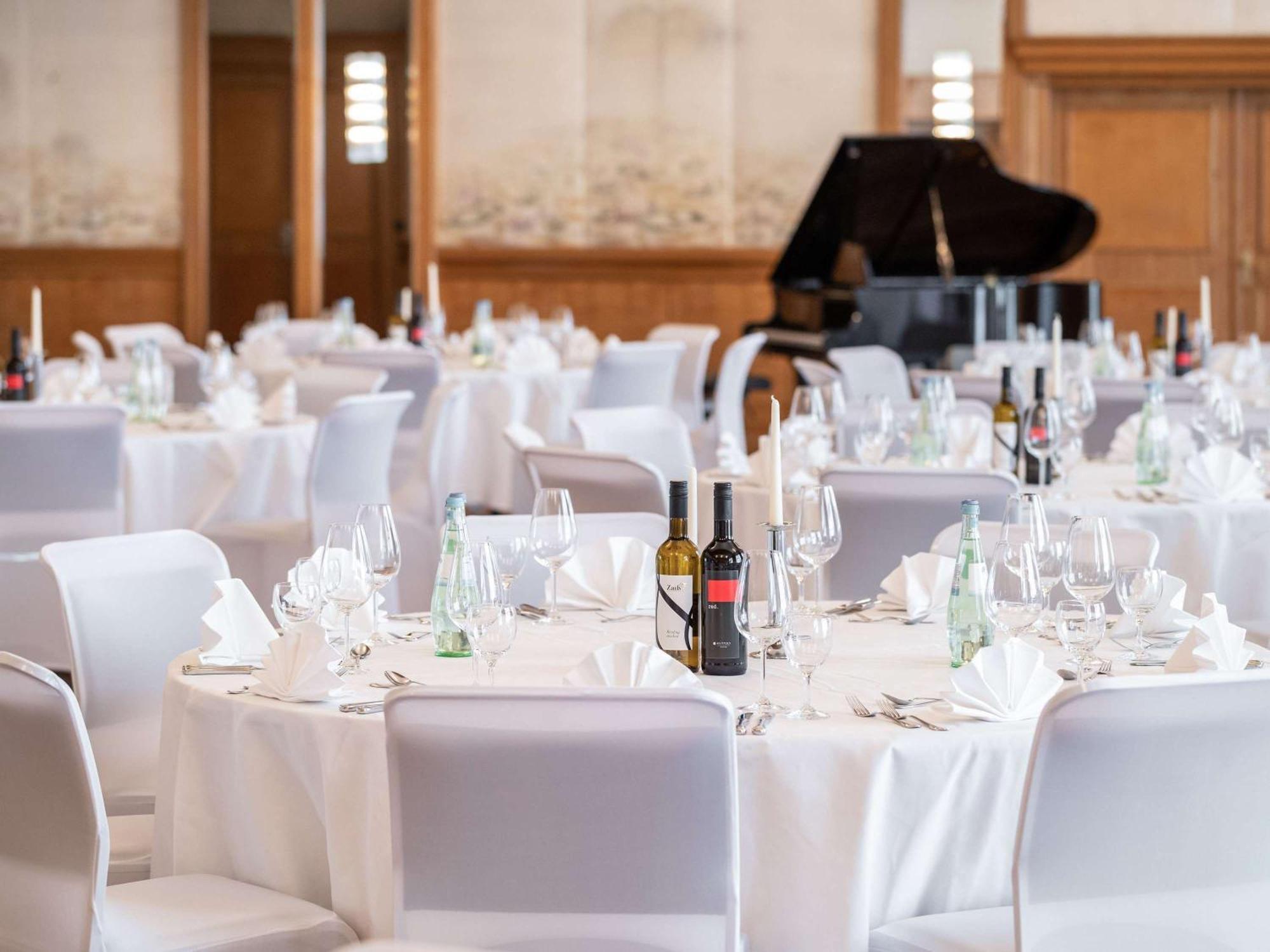Pullman Stuttgart Fontana Hotell Eksteriør bilde