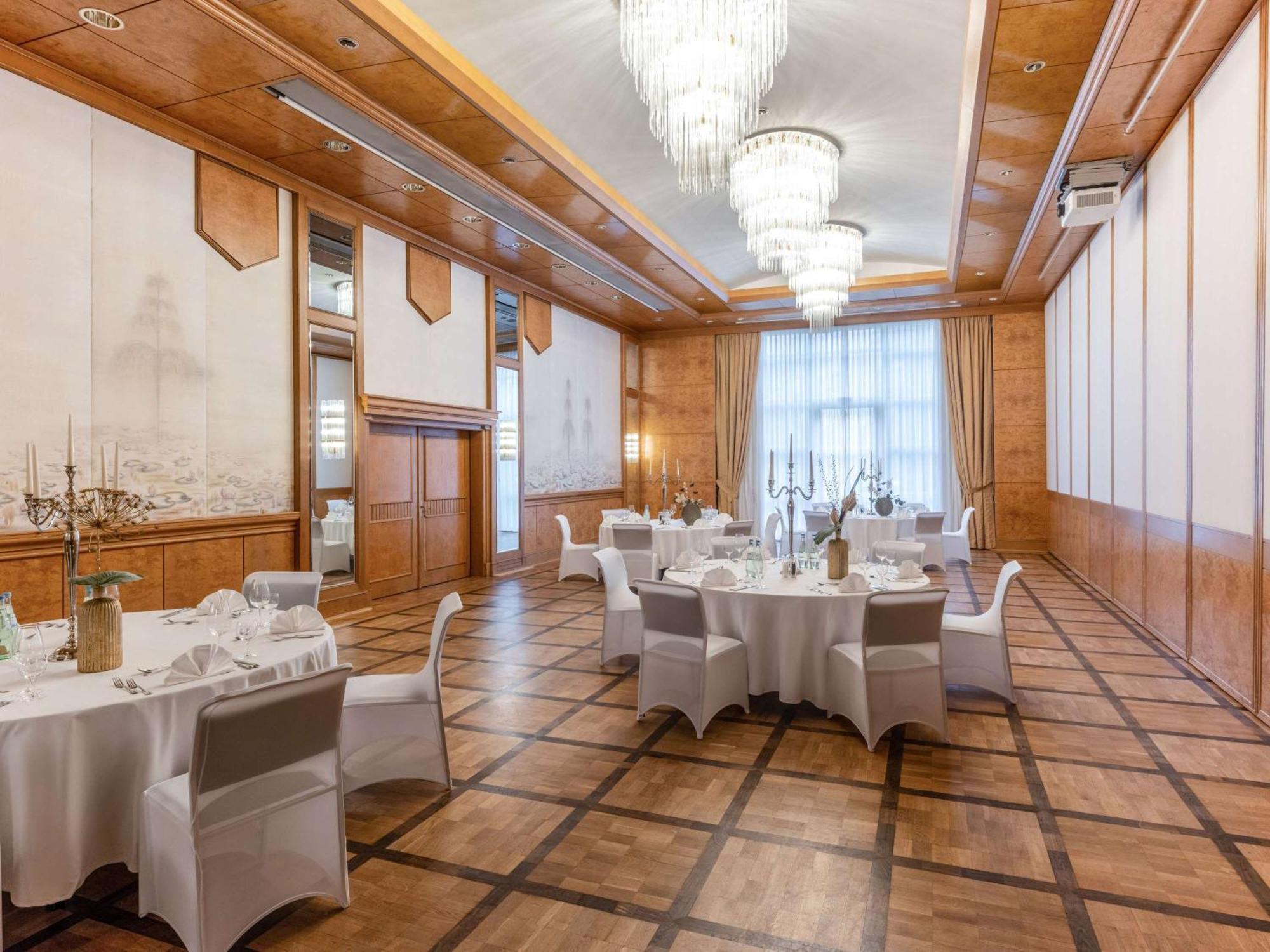 Pullman Stuttgart Fontana Hotell Eksteriør bilde