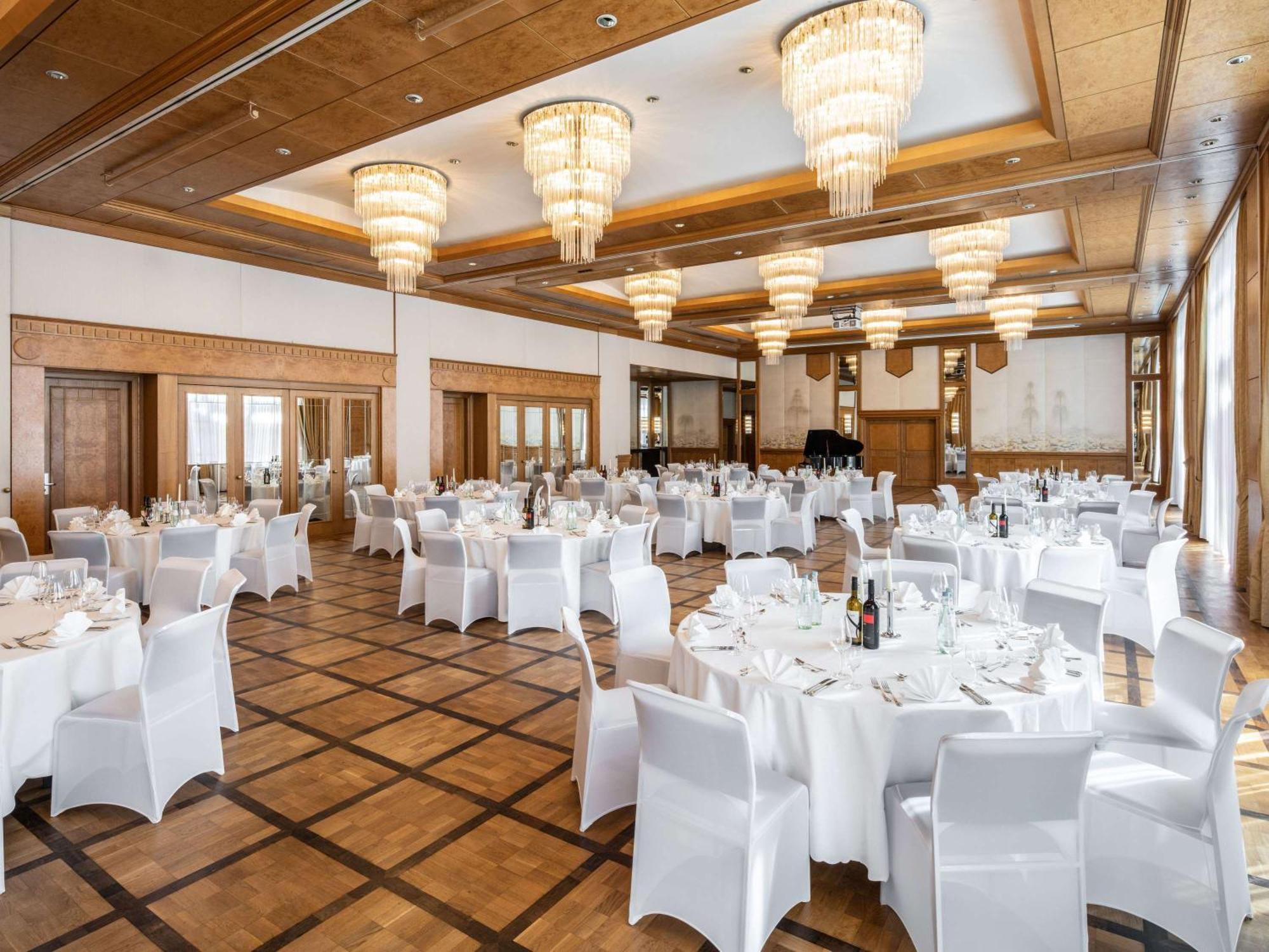 Pullman Stuttgart Fontana Hotell Eksteriør bilde